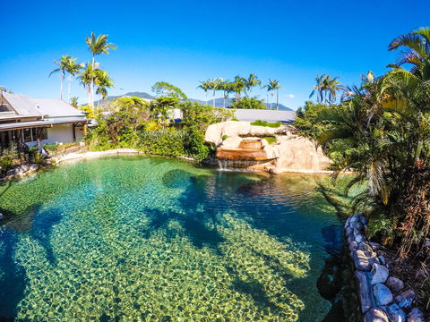 Cairns Colonial Club Resort - Tourism Caloundra 1