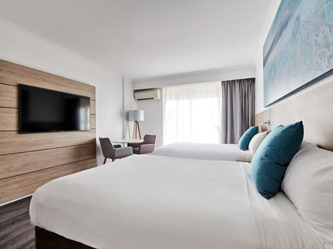 Novotel Cairns Oasis Resort - Tourism Caloundra 3