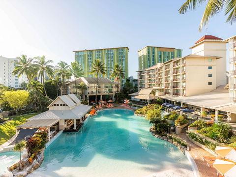 Novotel Cairns Oasis Resort - Tourism Caloundra 8