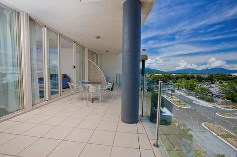 Park Regis City Quays - Tourism Caloundra 3