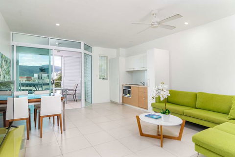 201 Lake Street - Cairns - Tourism Caloundra 6