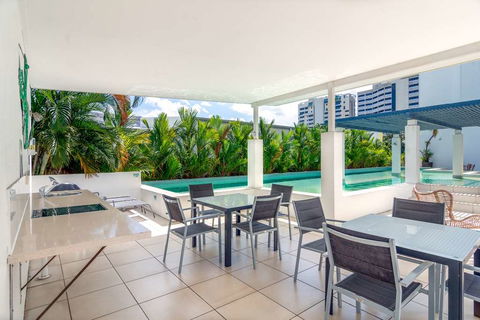 201 Lake Street - Cairns - Tourism Caloundra 8