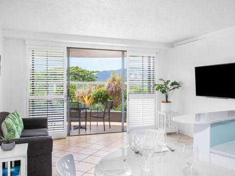 BreakFree Royal Harbour Hotel - Tourism Caloundra 6