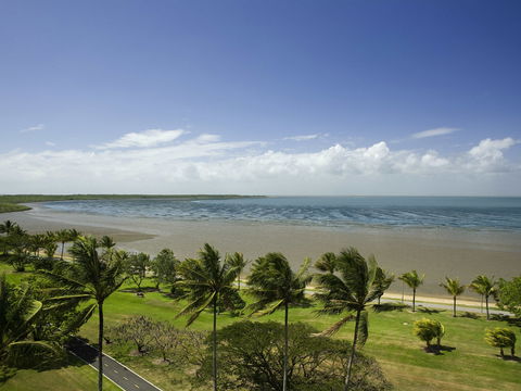 BreakFree Royal Harbour Hotel - Tourism Caloundra 17