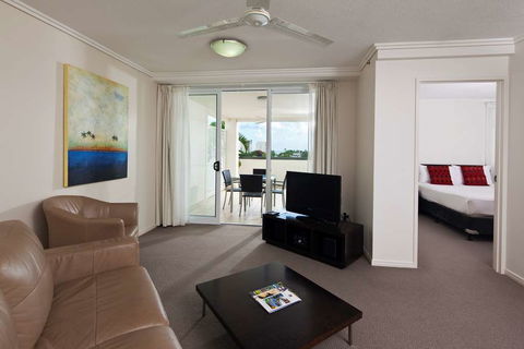 Cairns Central Plaza Apartment - Tourism Caloundra 1