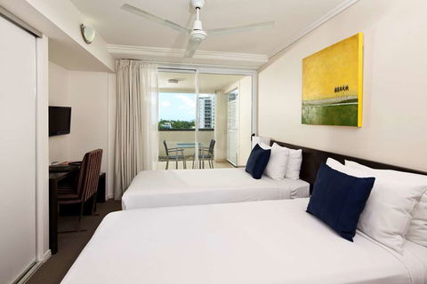 Cairns Central Plaza Apartment - Tourism Caloundra 2