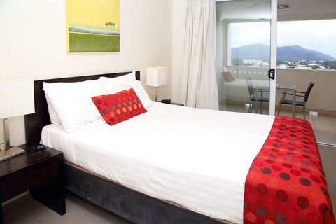 Cairns Central Plaza Apartment - Tourism Caloundra 8