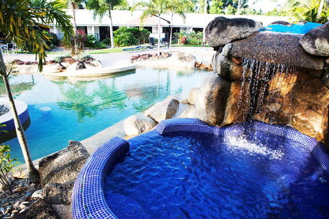 Mission Beach Resort - Tourism Caloundra 4