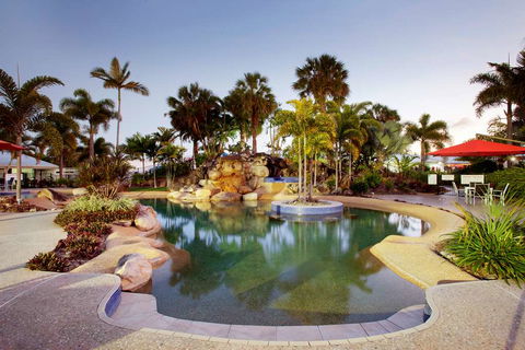 Mission Beach Resort - Tourism Caloundra 5