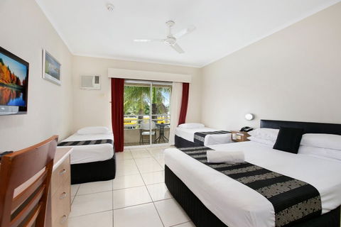 Cairns City Sheridan - Tourism Caloundra 5