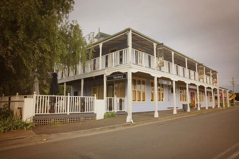 Mole Creek Guest House - Tourism Caloundra 0