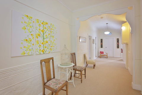 Mole Creek Guest House - Tourism Caloundra 1