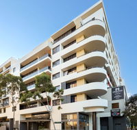 Meriton Suites Waterloo - Tourism Caloundra