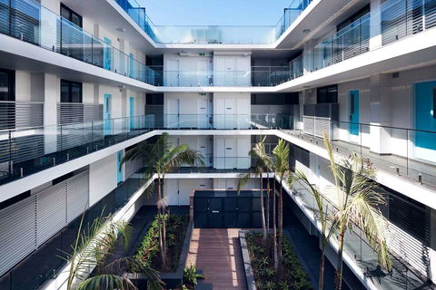 Veriu Camperdown - Tourism Caloundra 1