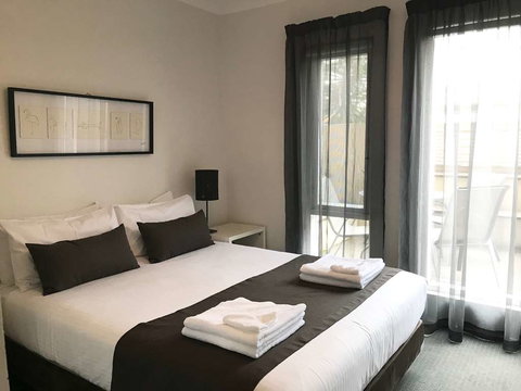 DressCircle Apts - Archer St - Tourism Caloundra 1