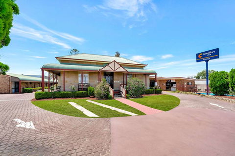 Comfort Inn Warwick - Tourism Caloundra 1