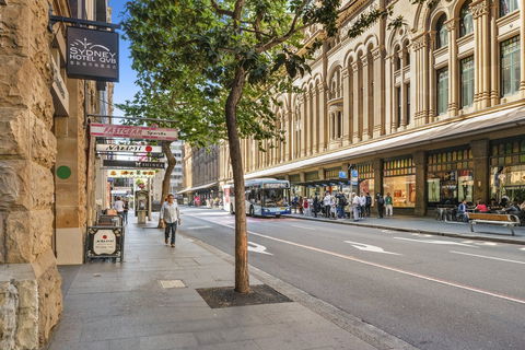 Sydney Hotel QVB - Tourism Caloundra 1