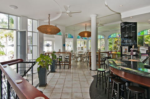 Sarayi Boutique Hotel - Tourism Caloundra 2