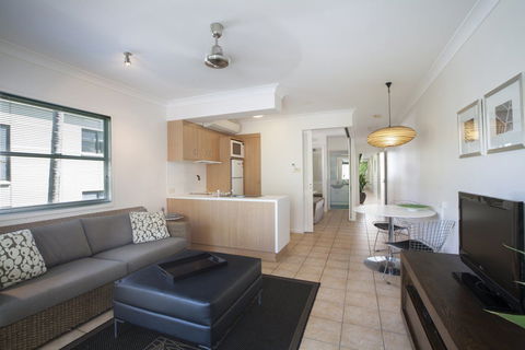 Port Douglas Apartments - Tourism Caloundra 1