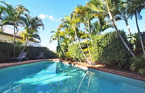 Airport Clayfield Motel - Tourism Caloundra 0