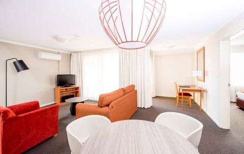 Mantra On Northbourne - Tourism Caloundra 1