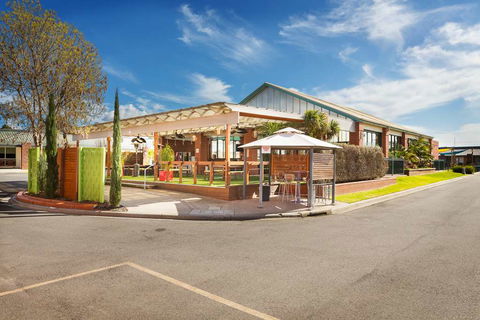 All Seasons Bendigo - Tourism Caloundra 2