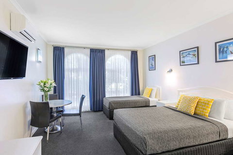 Best Western Cathedral Motor Inn - Tourism Caloundra 5