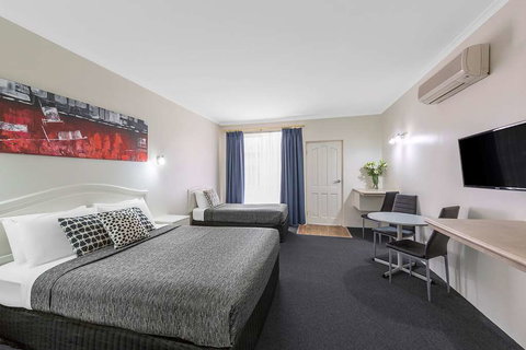 Best Western Cathedral Motor Inn - Tourism Caloundra 7