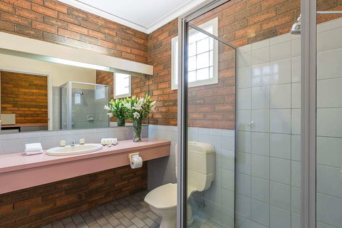 Best Western Cathedral Motor Inn - Tourism Caloundra 10