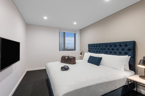 Meriton Suites Bondi Junction - Tourism Caloundra 2