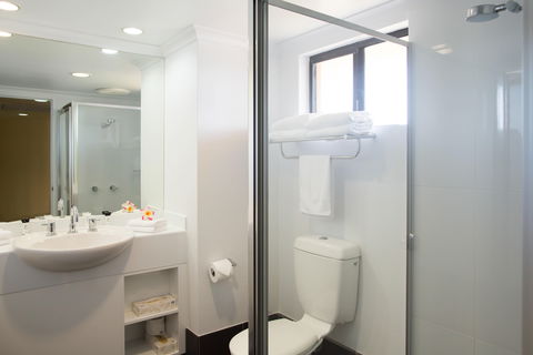 Palm Royale Cairns - Tourism Caloundra 2