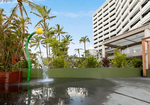 Rydges Esplanade Resort Cairns - Tourism Caloundra 1