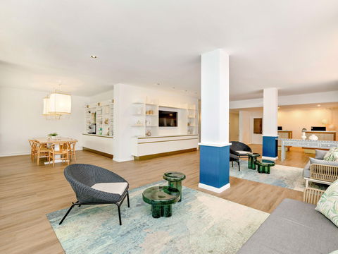 Mercure Cairns - Tourism Caloundra 0