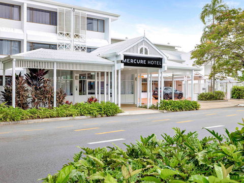 Mercure Cairns - Tourism Caloundra 1