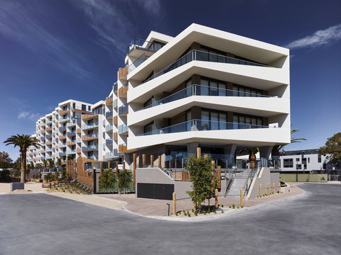 Sandy Hill Serviced Aparetments - Tourism Caloundra 1