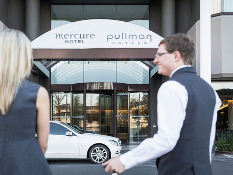 Pullman Melbourne Albert Park - Tourism Caloundra 2