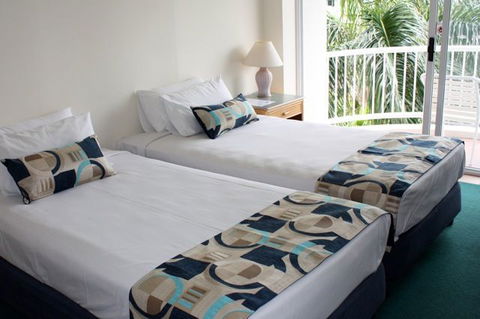 Alpha Sovereign Hotel Gold Coast - Tourism Caloundra 2