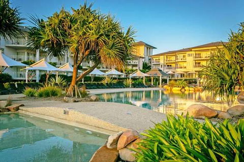 Mantra on Salt Beach - Tourism Caloundra 2