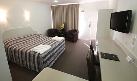 Ceduna Foreshore Hotel/Motel - Tourism Caloundra 1