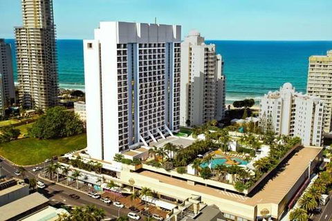 Mantra on View Hotel Surfers Paradise - Tourism Caloundra 1