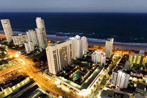 Mantra on View Hotel Surfers Paradise - Tourism Caloundra 2