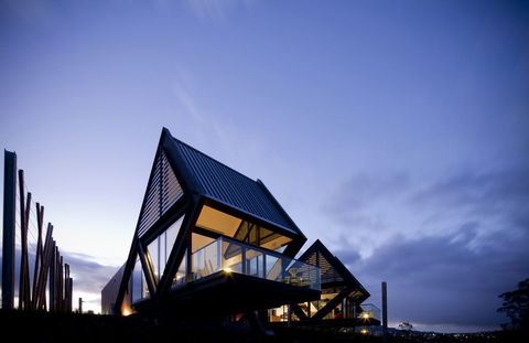 Mona Pavilions - Tourism Caloundra 0