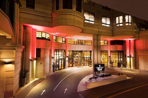 Stamford Grand Adelaide - Tourism Caloundra 1
