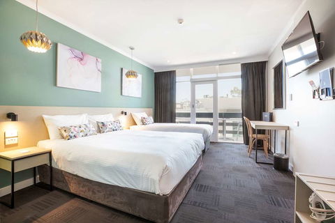 Watermark Glenelg - Tourism Caloundra 2