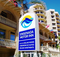 Ensenada Motor Inn - Tourism Caloundra