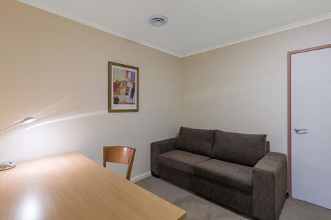 Nesuto Canberra - Tourism Caloundra 15