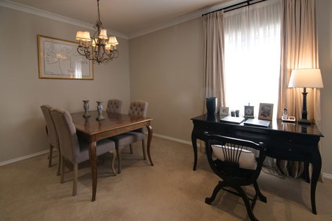 De Russie Boutique Hotel - Tourism Caloundra 6