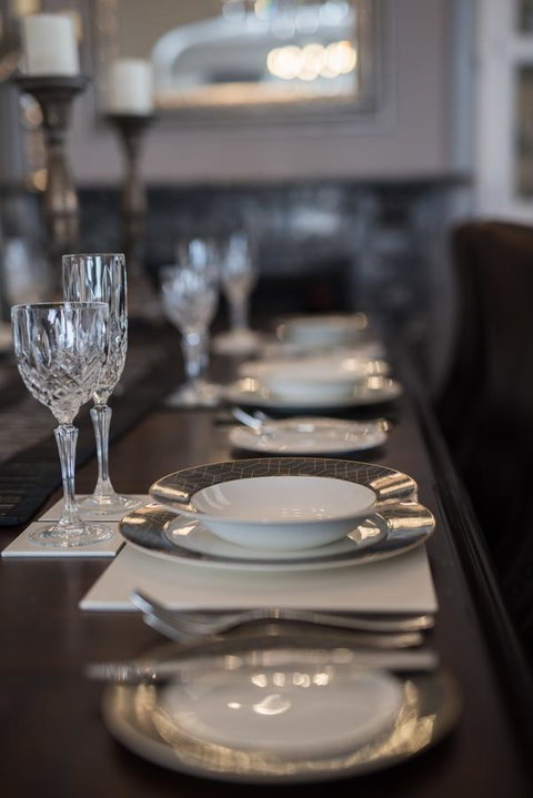 De Russie Boutique Hotel - Tourism Caloundra 14