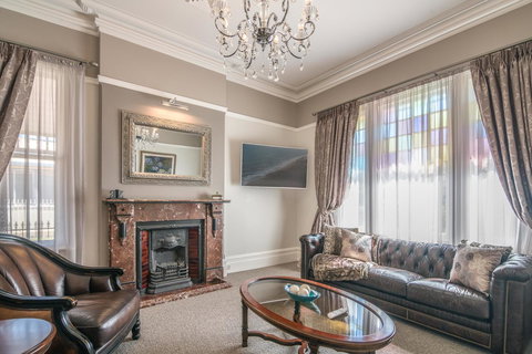 De Russie Boutique Hotel - Tourism Caloundra 27