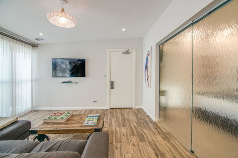 De Russie Boutique Hotel - Tourism Caloundra 10